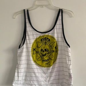 1 Volcom tank